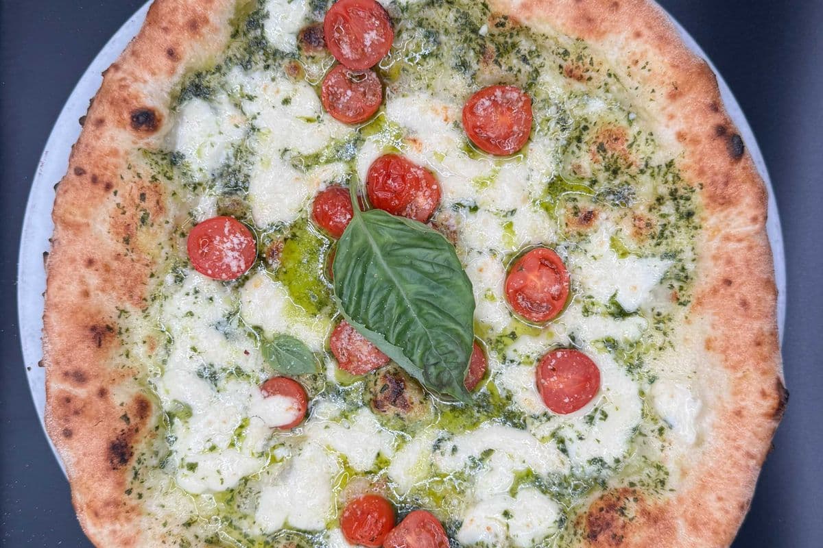 Pesto e Pomodorini Pizze