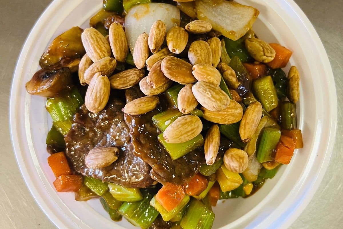 Roast Pork or Beef with Veg and Almonds 杏仁
