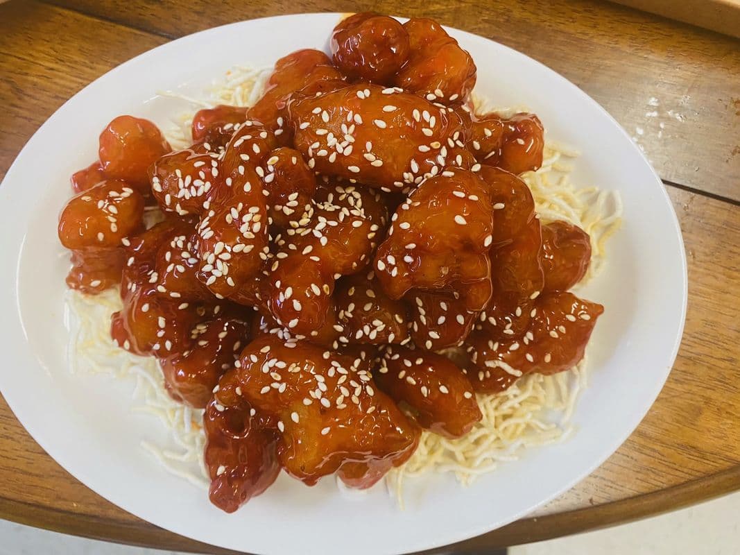 8. Sesame Chicken and Steam Rice