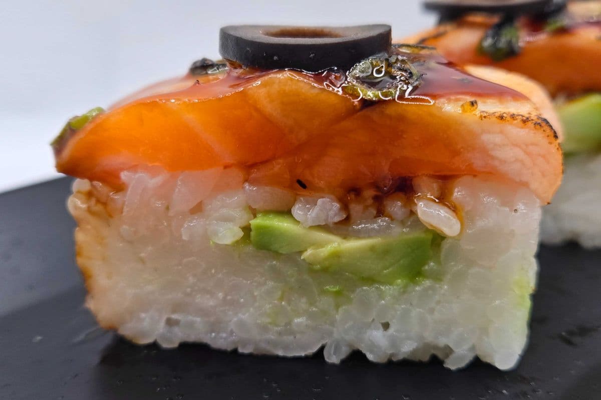 Tuna or Salmon Aburi Oshi