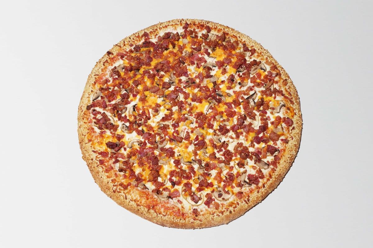 Medium Bacon Mushroom Pizza