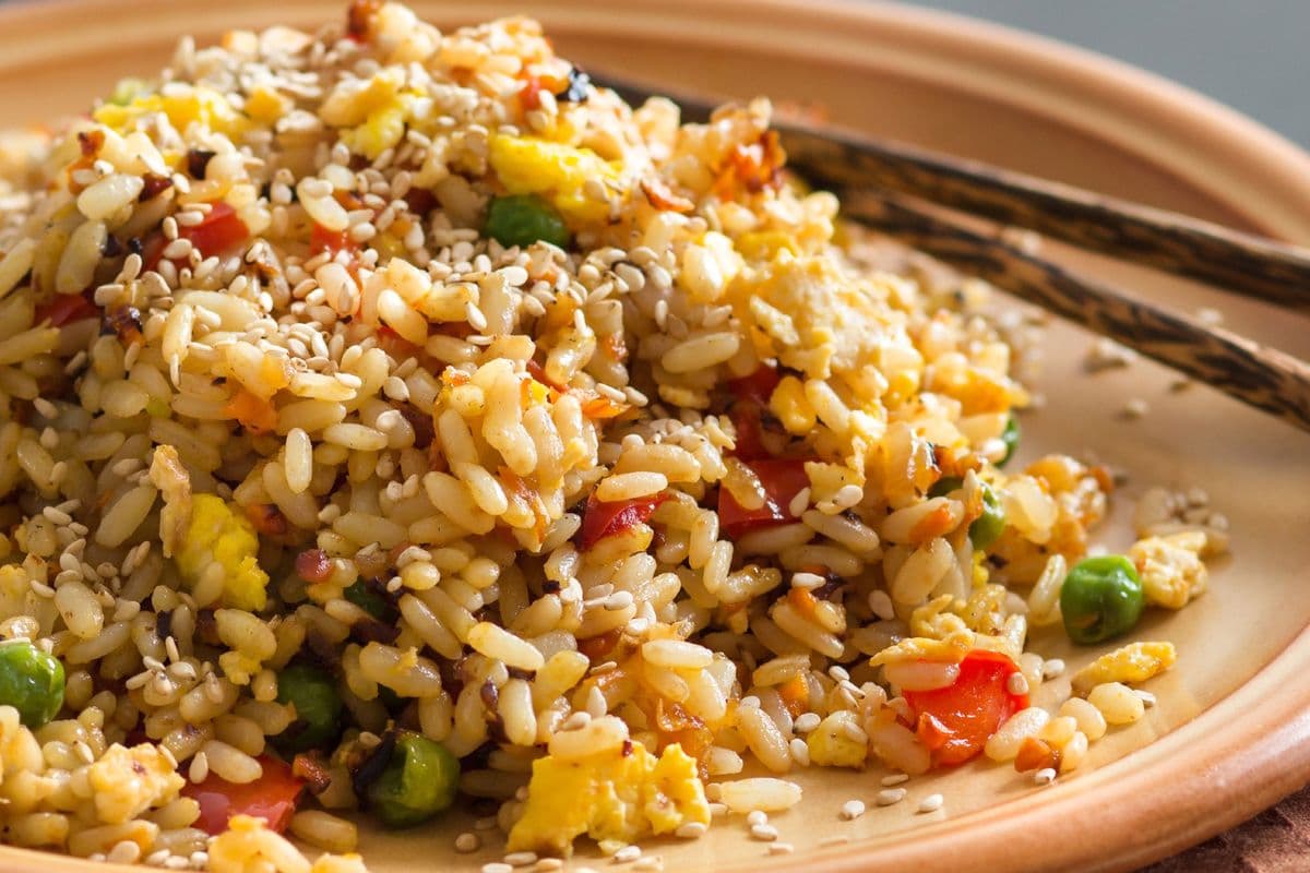 Riz frit au poulet avec une sauce thaï aux crevettes / Chicken Fried Rice with a Thai Shrimp Sauce