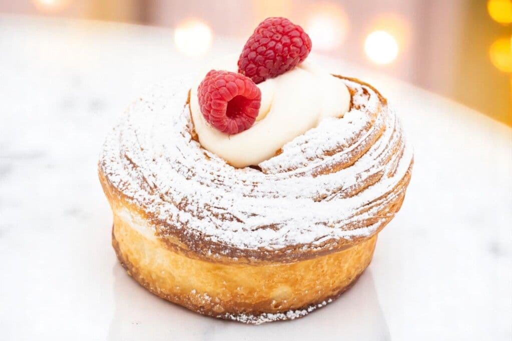 CROISSANT - CREAM CHEESE DANISH
