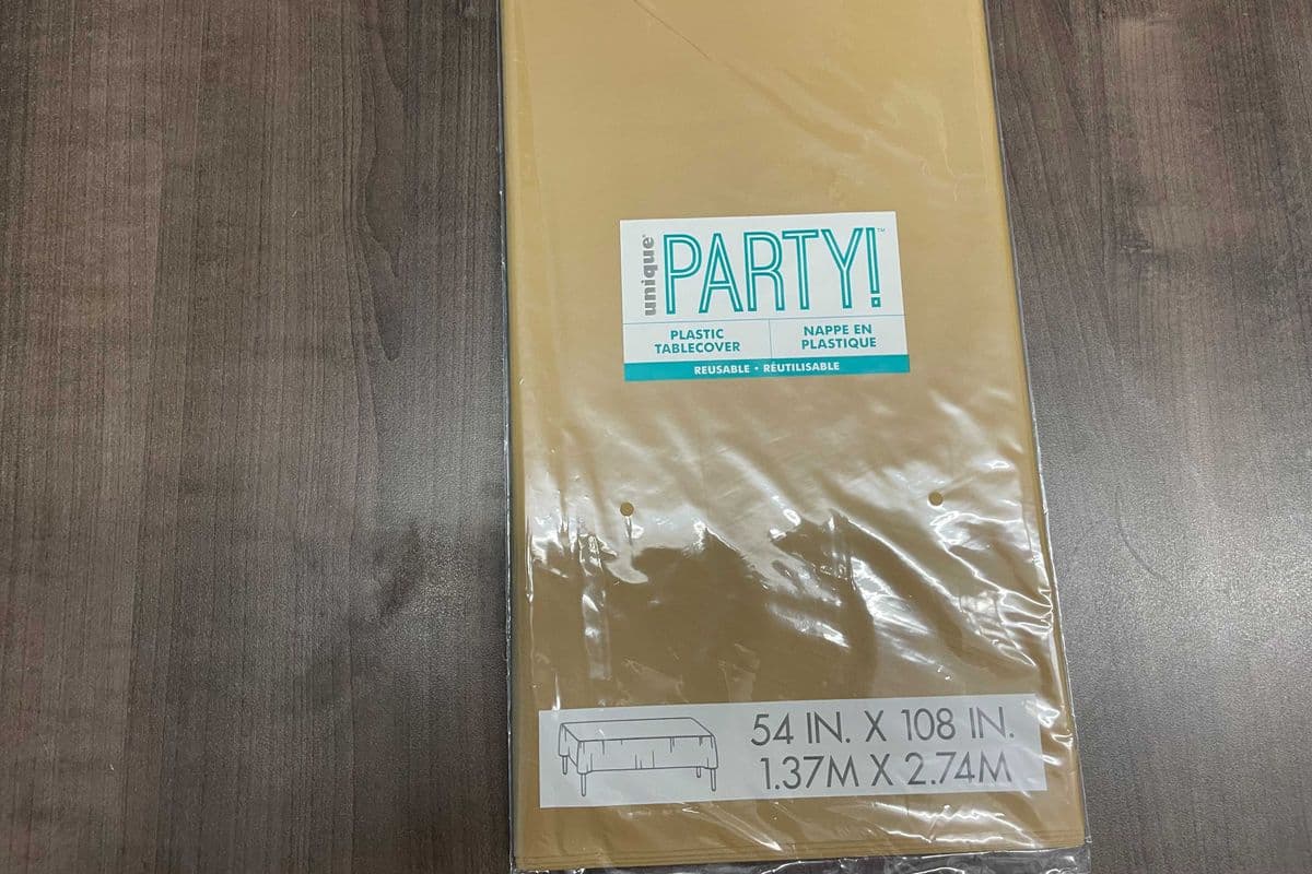 Gold Tablecover (54" x 108")