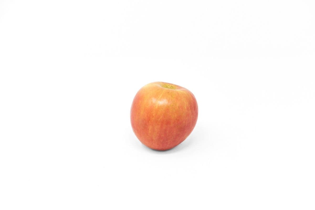 Apple (Each)