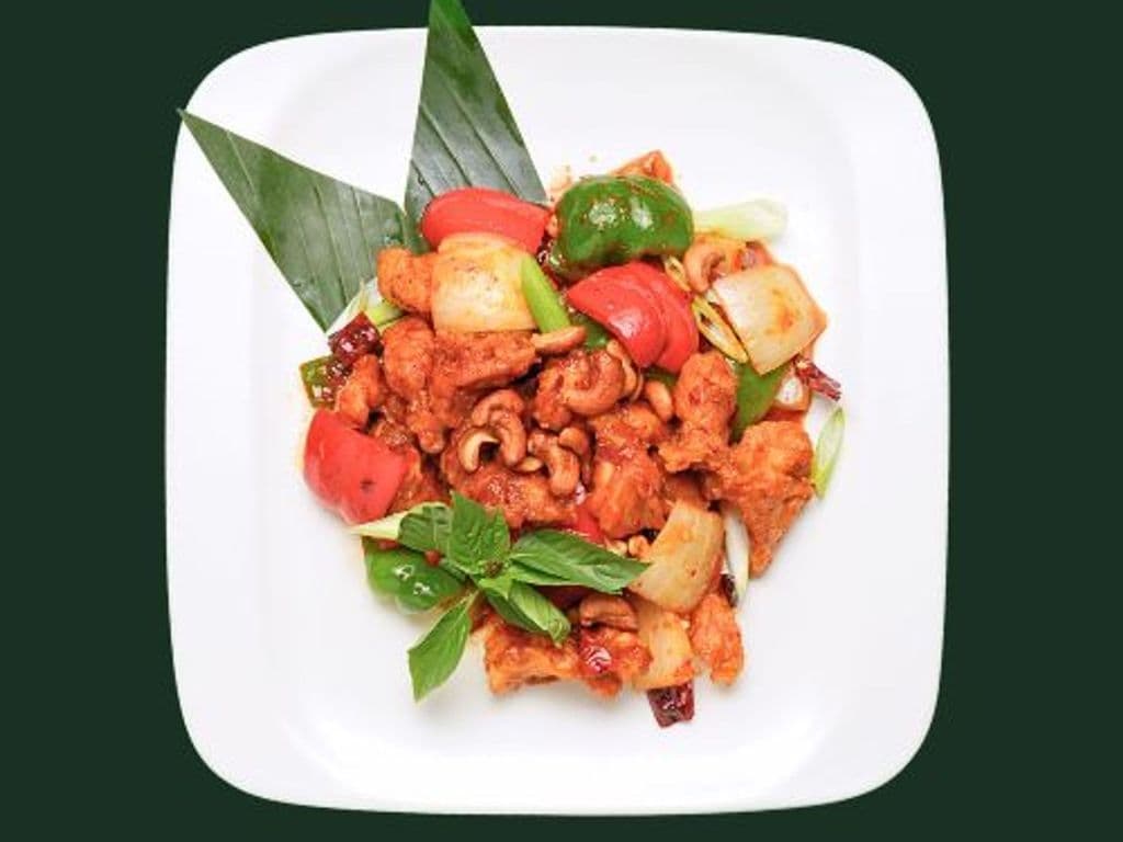 Thai Style Cashew Chicken (Halal)