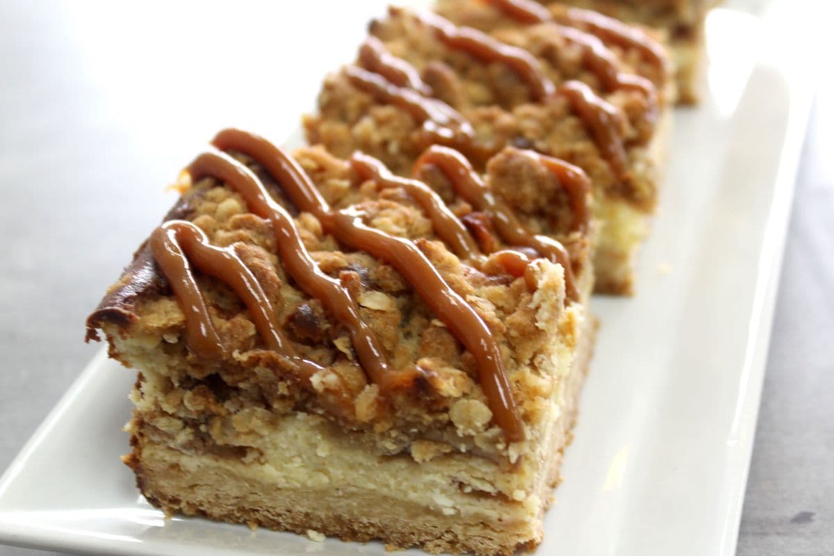 Apple Caramel Cheese Cake Square