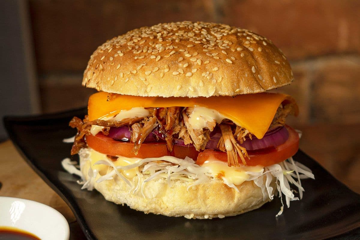 Burger with Braised Pork