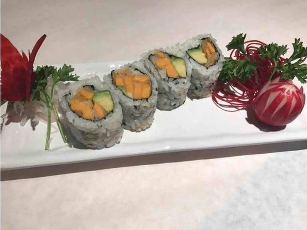 Yam Avocado Roll (6pcs)