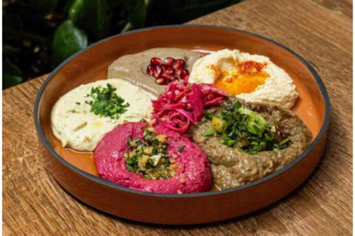 Feast of Dips (Four Person)