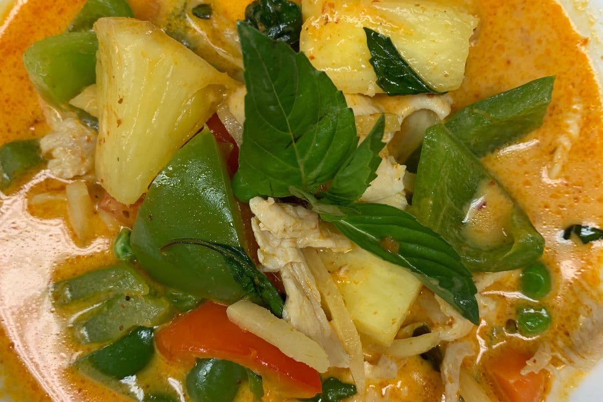 Pineapple Chicken Curry