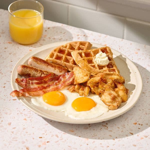 Nat's Hearty Brunch - with Waffle
