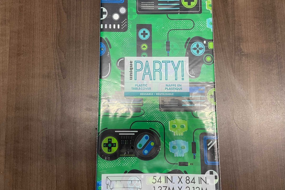 Table cover Gamer Bday (54" x 84")