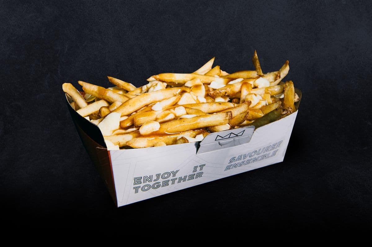 Regular Poutine / Poutine régulière