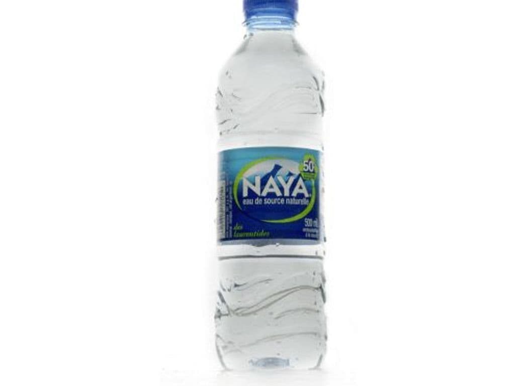 73. Bouteille d'eau / Bottled Water