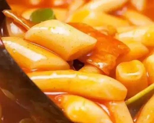 Tteokbokki (떡볶이) / Tteokbokki