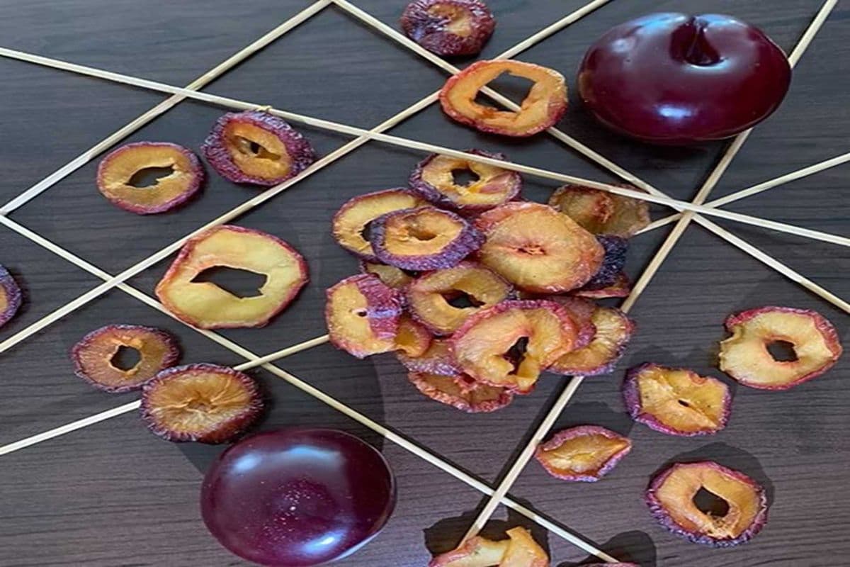 Dried Red Sour Plums (1/2lb)