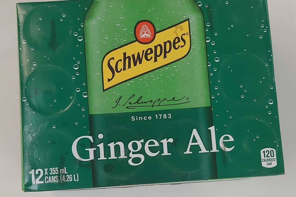 Schweppes Ginger Ale 12 Pack (12 Cans of 355 ML)
