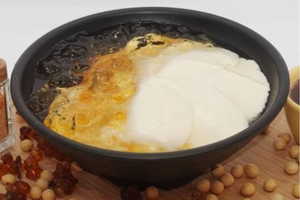 P3. Peach Gum Tofu Pudding 桃膠豆腐花