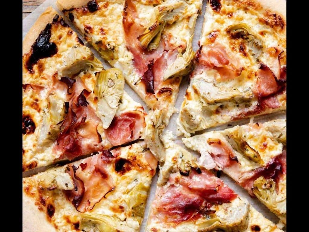 Quattro Stagioni Pizza (Medium)
