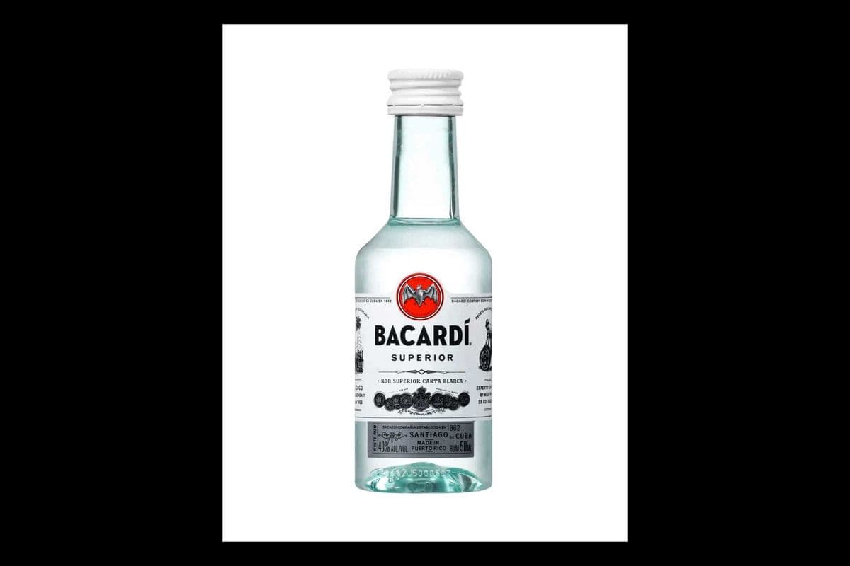 Bacardi White Rum (50 ml Bottle) (1 x 50ML)