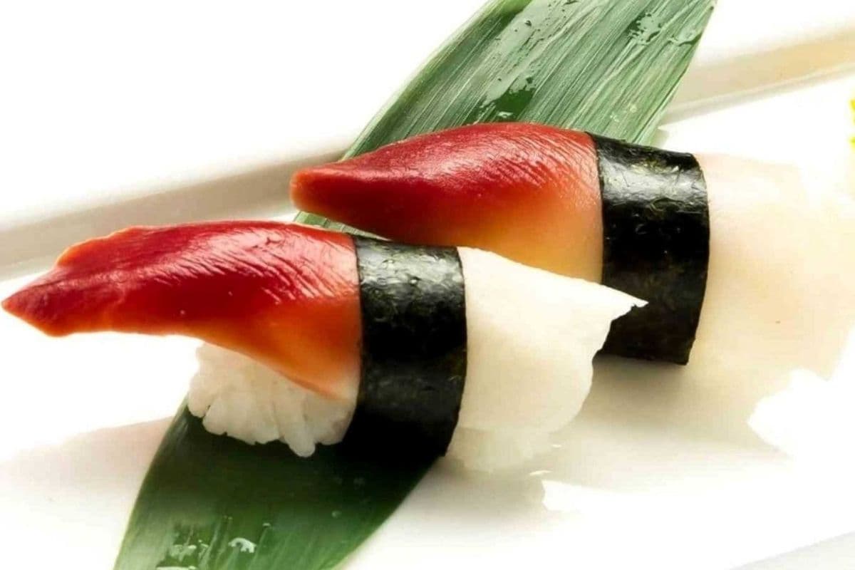 Hokkigai Ngiri Sushi (3pcs)