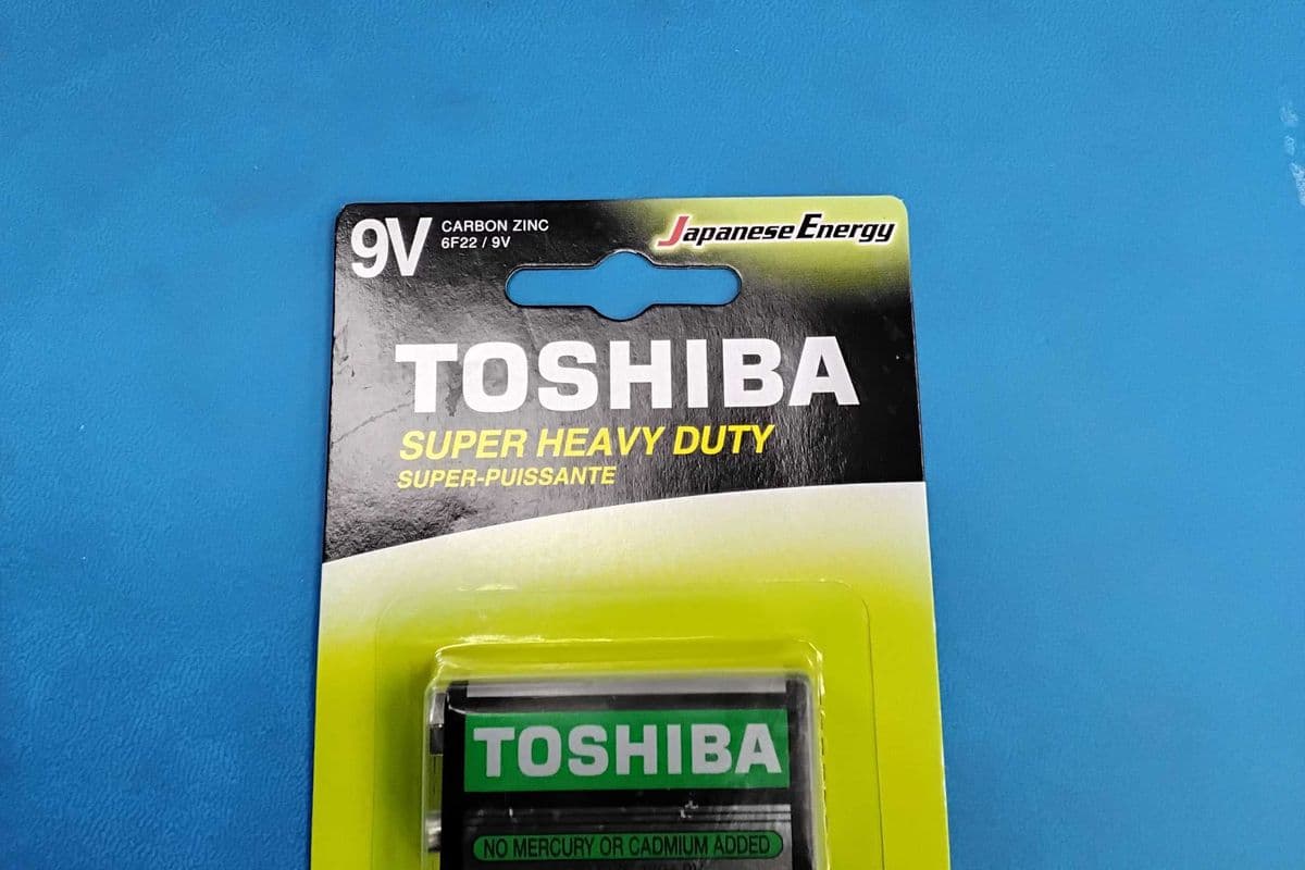TOSHIBA 9V