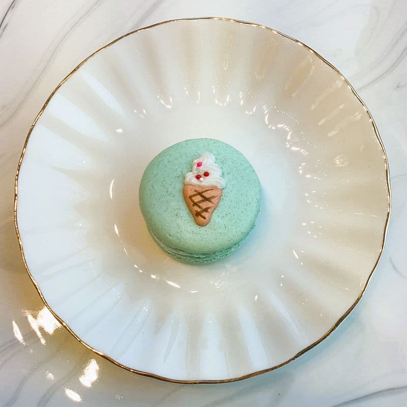 Matcha Yuzu Macaron