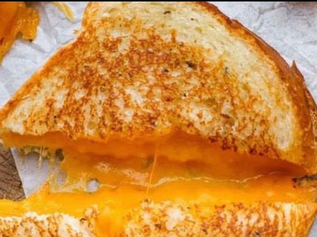 Grilled Cheese W/ Fries