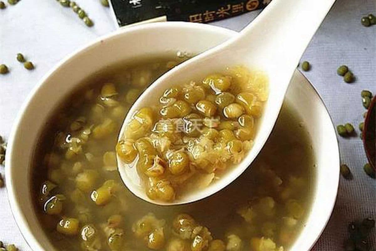 iced green bean soup 绿豆汤