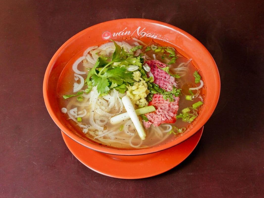 B2. Quan Ngon Pho Northern Style Beef Noodle Soup