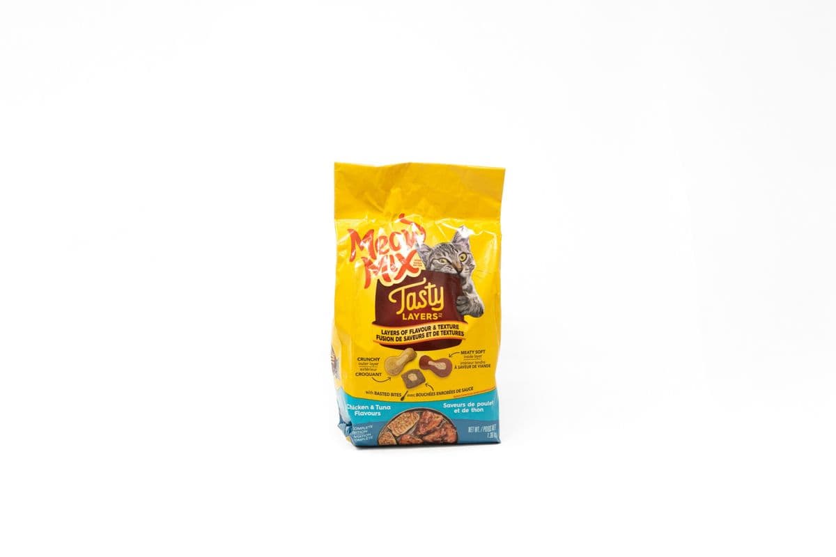 Meow Mix Tasty Layers (Chicken&Tuna Flavours) (1.36kg)