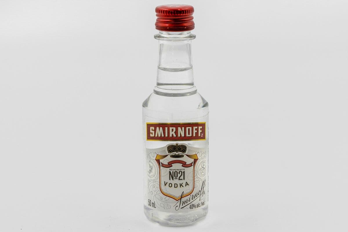 SMIRNOF VODKA (1 x 50ML)