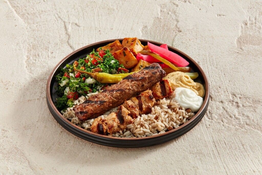 Mixed Skewer Plate / Brochettes de poulet et kefta