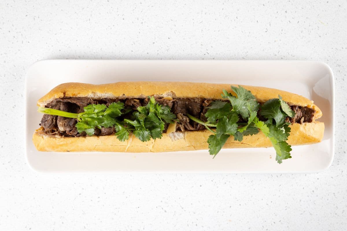 Bánh Mì Bò Nướng
