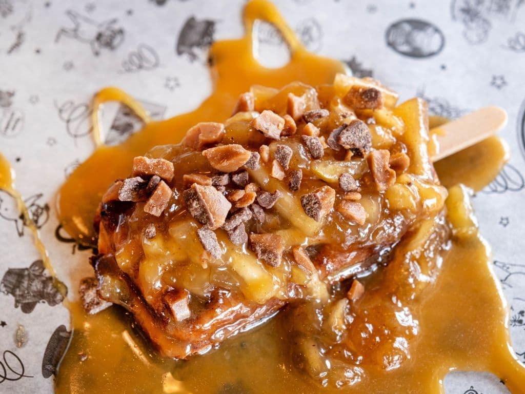 LA POMME CARAMEL
