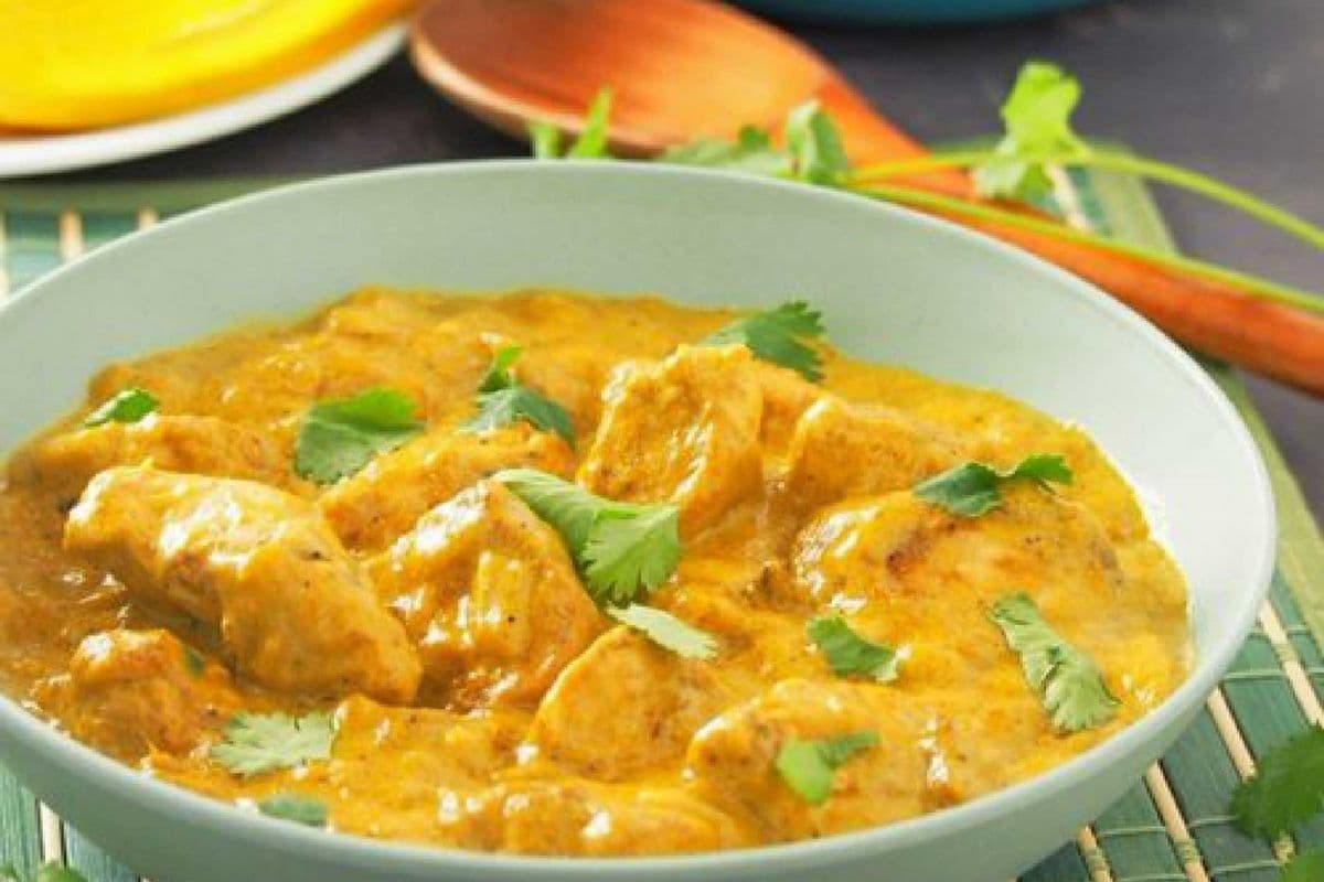 Poulet sauté au cari / Stir-Fried Chicken in Curry Sauce