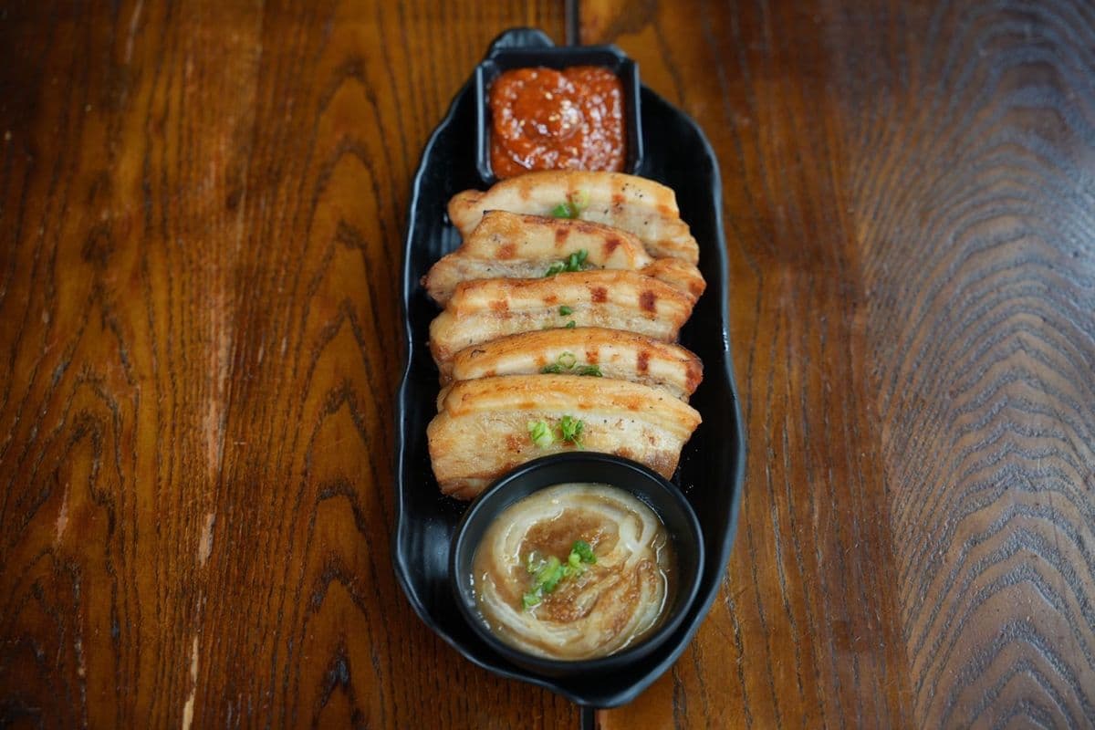 Pork Belly Korean BBQ 통삼겹살