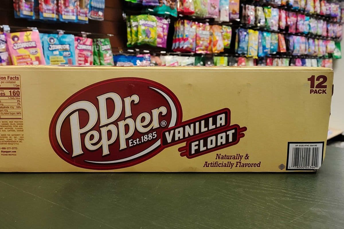 Case Dr Pepper Vanilla float (355ml x12)
