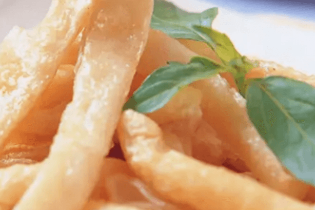 Deep-Fried Fish Cake 炸甜不辣
