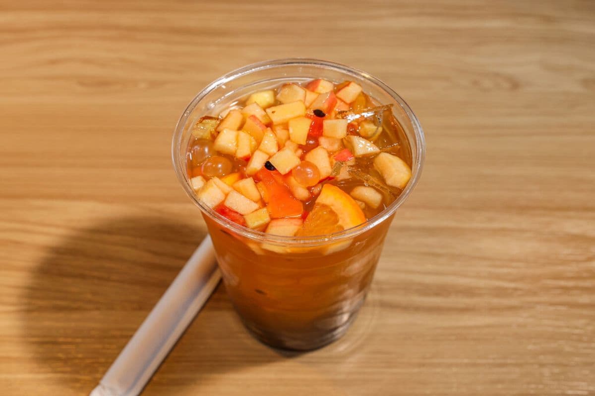 Fresh tropical fruit tea