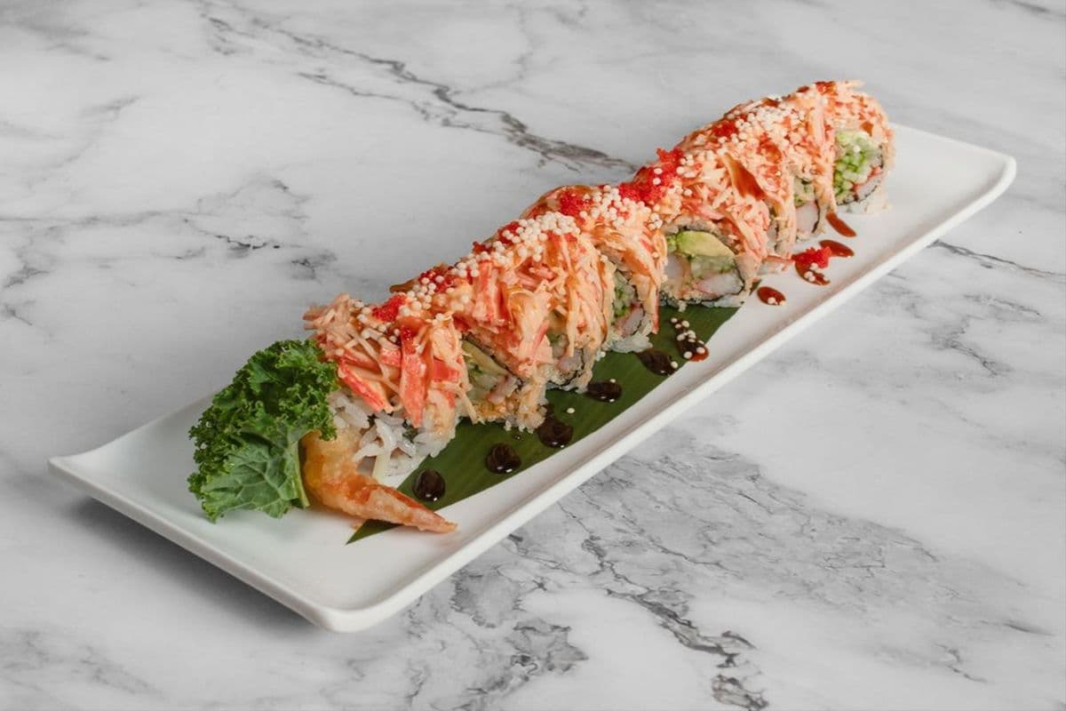 S07. Spicy Salmon Dragon Roll