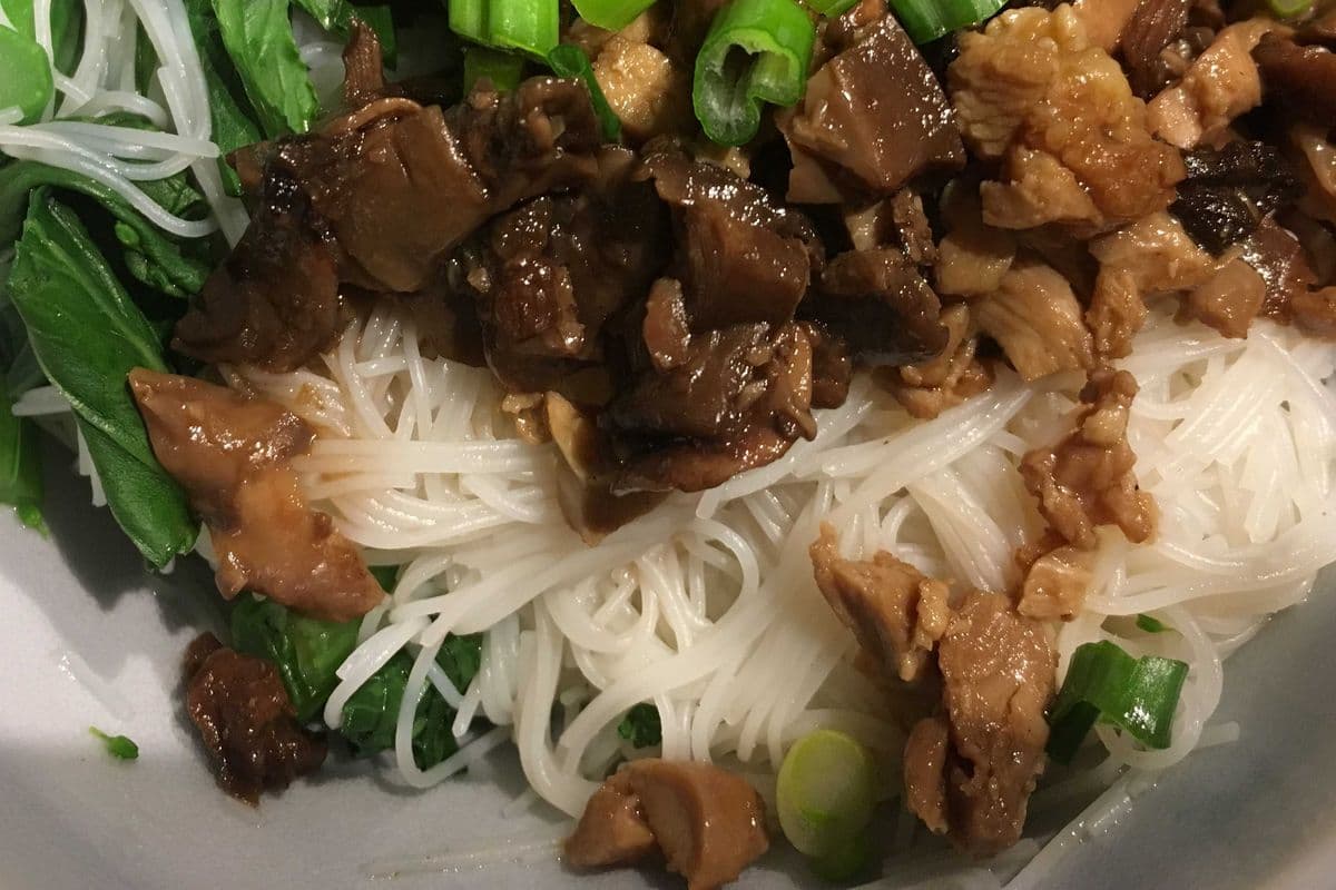 Bihun Ayam (Rice Noodle Bowl) (Gluten Free)