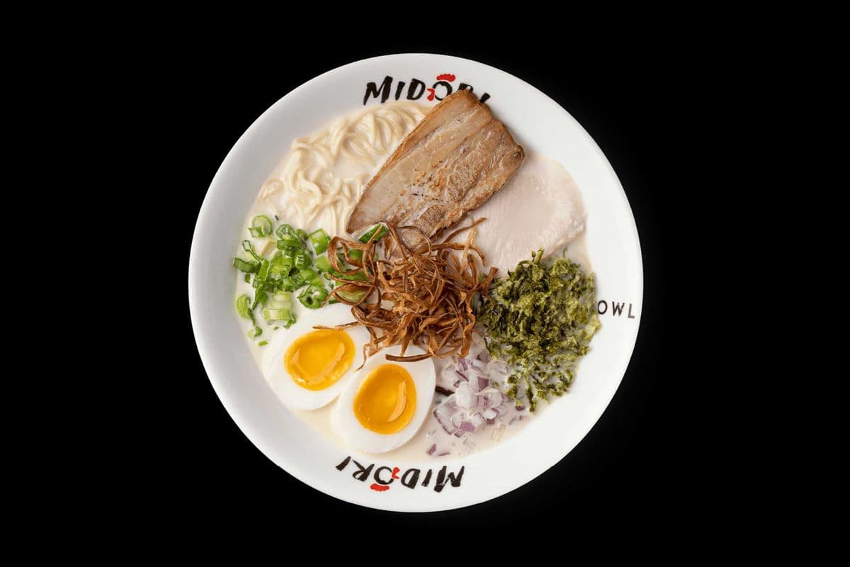 Signature Tori Paitan