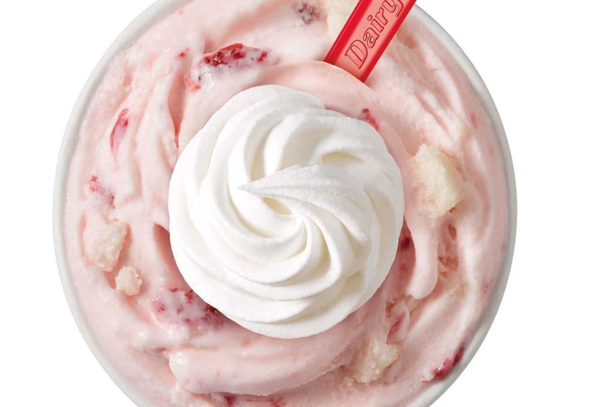 NEW! Strawberry Angel Food Cake Blizzard® Treat
