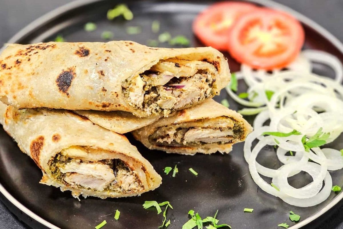 Gola Kabab Chatni Roll (2 pcs)