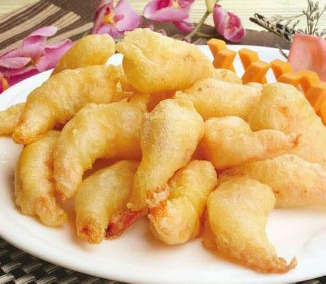 Deep Fried Prawns with Sweet & Sour Sauce / 酥炸大蝦球