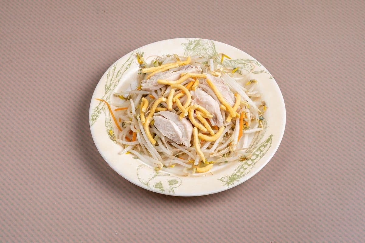 38. Chow mein au poulet / Chicken Chow Mein
