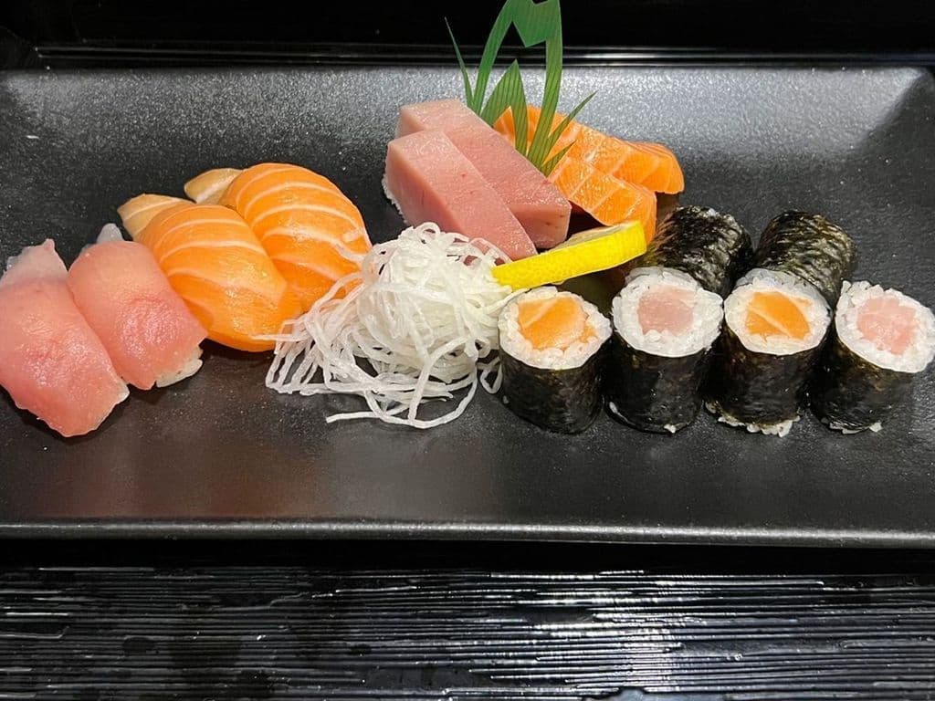Tuna & Salmon Combo