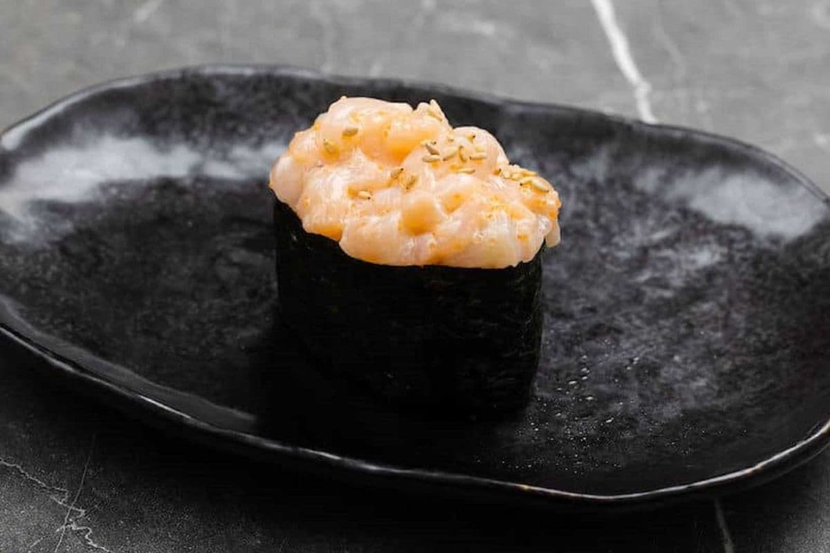 Chopped Scallop Nigiri Sushi (1 Pc)